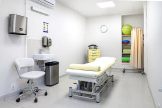 Zdjęcie gabinetu fizjoterapeutycznego.